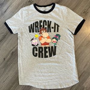 ❤️Disney Wrecked Ralph Kids Grey Shirt with graphic XL t-shirt - Disneyland